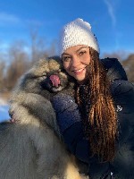 Провожу тёплые прогулки с уникальными животными - рысью Чаки и его лучшим другом - псом Бубликом.  Можно будет погладить настоящую,  живую и ласковую рысь весом 45кг! Оригинальней,  чем свидание на кр ...