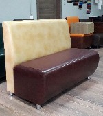 Предлагаем диван для кафе Оскар нашего производства от 6500р. При заказе от 10шт. скидка 10%. Цена указана за диван длиной 1200мм. Глубина 650мм, высота 920мм.
На нашем производстве мы используем, то ...